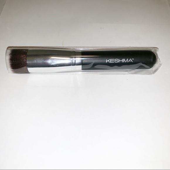 Keshima Makeup Keshima Flat Top Kabuki Foundation Brush Nwot Poshmark